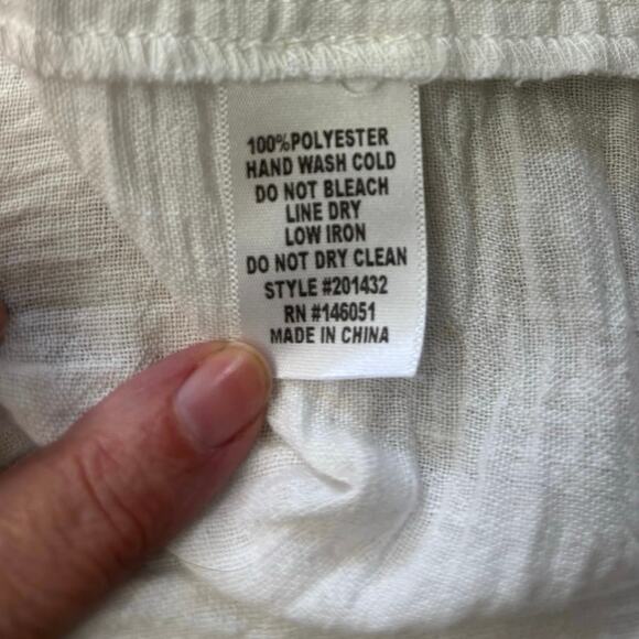 Monteau Los Angeles Sz Med Womens White Linen with Pearl Buttons Shirt - Picture 5 of 7